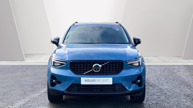 Volvo XC40 2.0 B4P Ultra Dark 5dr Auto Petrol Estate